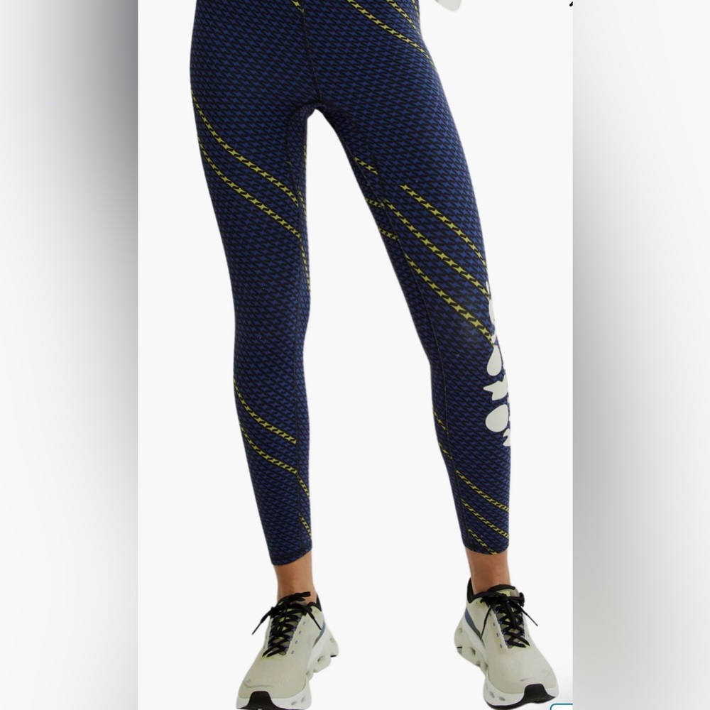 NWT FP Logo Purple/Blk Leggings Size Small - Picture 7 of 9